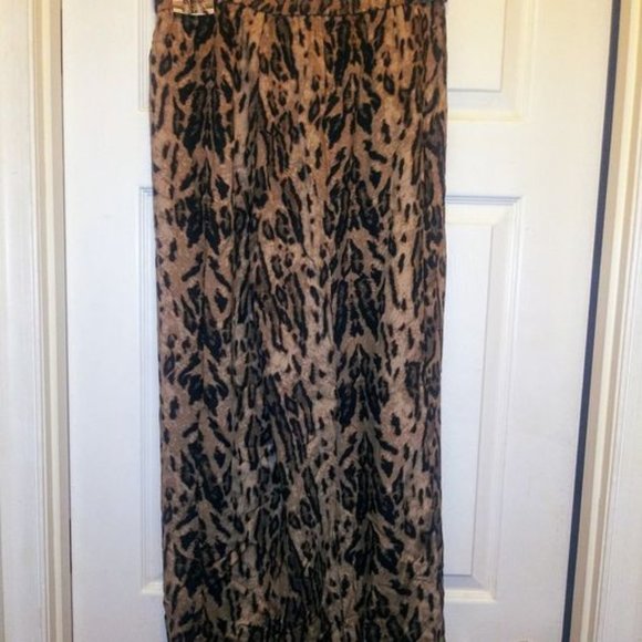 New Leopard Print Wide Leg Pants - Picture 3 of 4